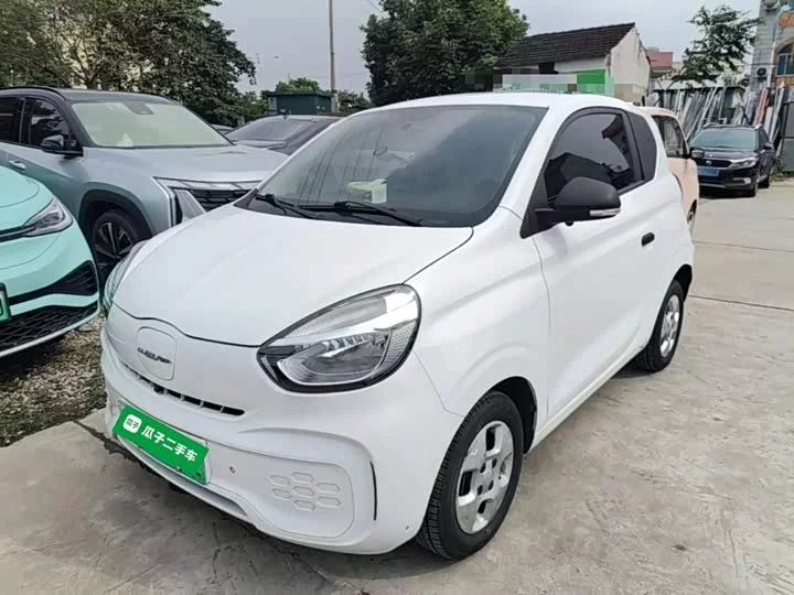 Roewe CLEVER by Colwei