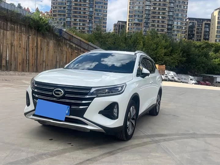GAC Trumpchi GS4
