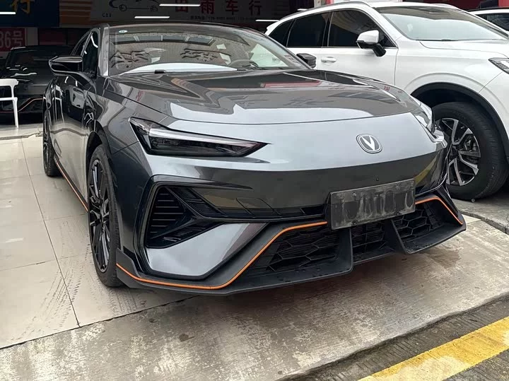 Changan UNI-V