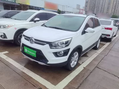 BAIC Shenbao X25, 2017 — купить с доставкой из Китая
