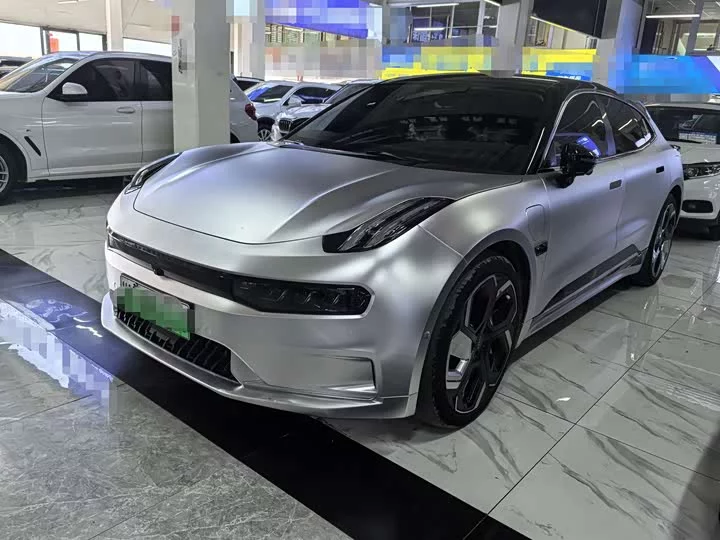 ZEEKR 001