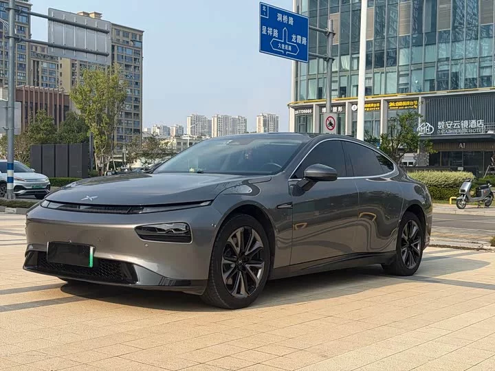 XPeng P7
