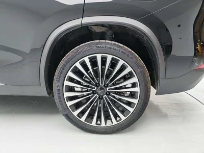 Exeed ET5