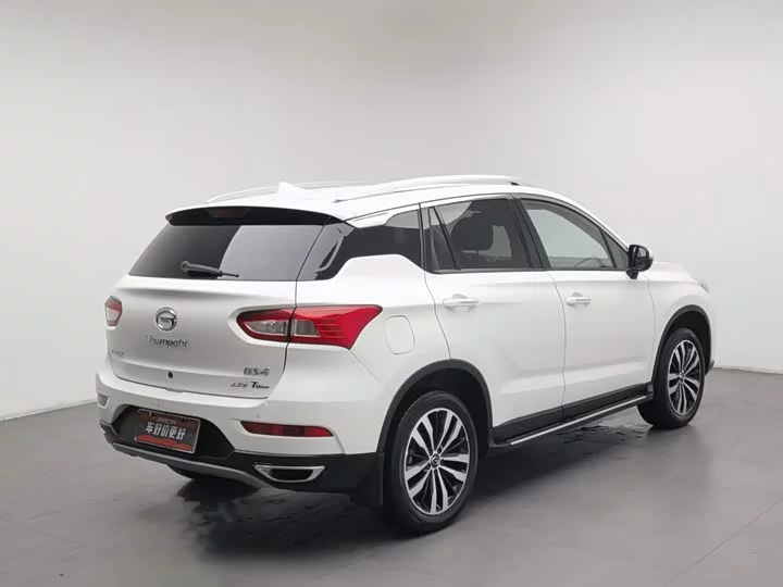 GAC Trumpchi GS4