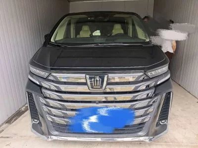 Toyota Crown Wellfire