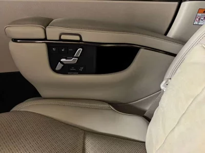 Toyota Crown Wellfire