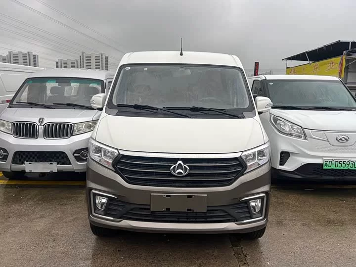 Changan Crossing Cross Star V5