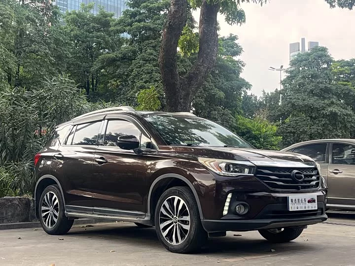 GAC Trumpchi GS4