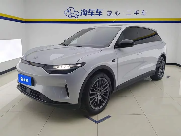 Leapmotor C11