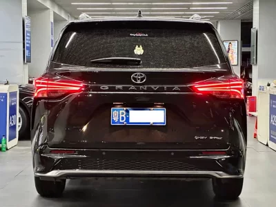 Toyota Granvia