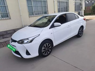 Toyota YARiS L Enjoy