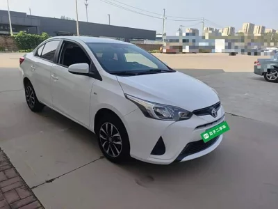 Toyota YARiS L Enjoy
