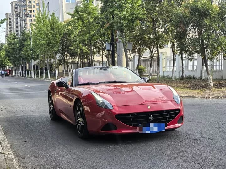 Ferrari California T