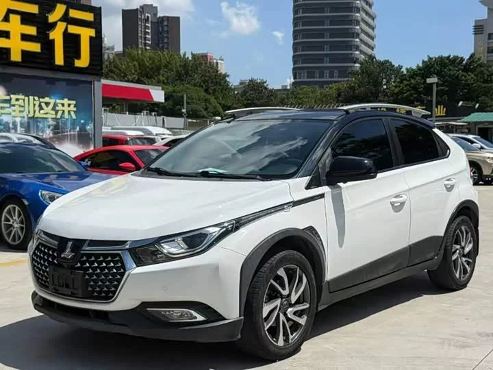 Luxgen U5 SUV