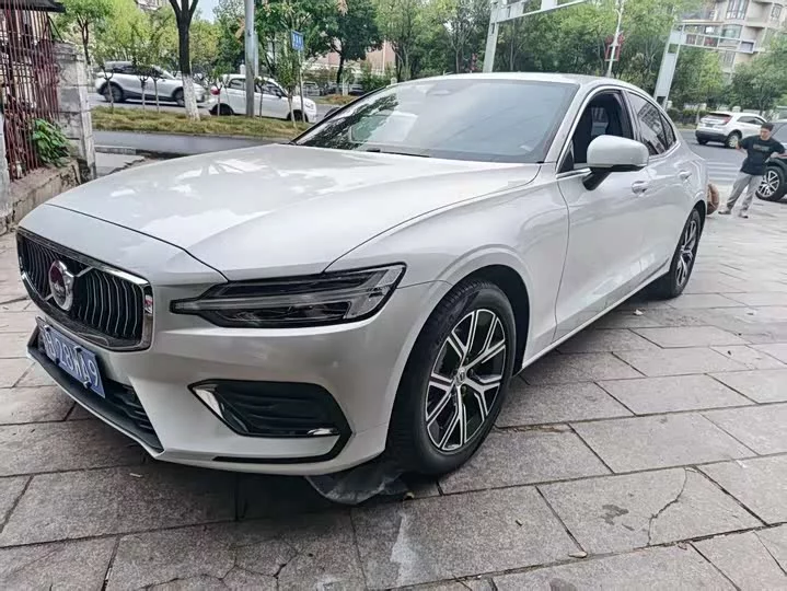 Volvo S60