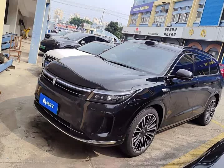 AITO M7