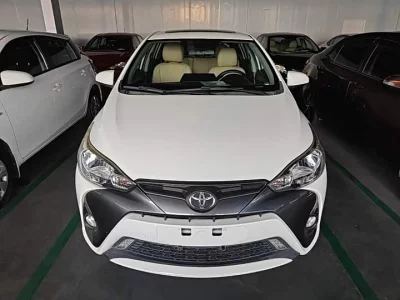 Toyota Yaris L