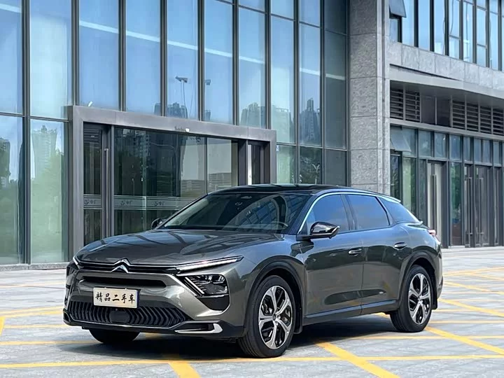 Citroën Versailles C5 X