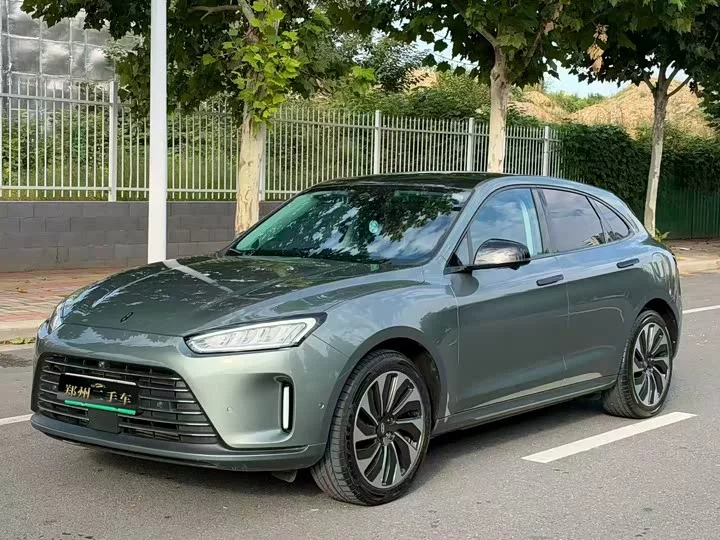 AITO M5