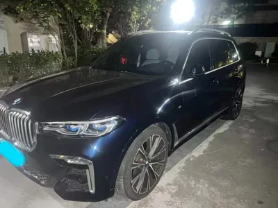 BMW X7, 2021 — купить с доставкой из Китая