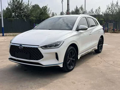 BYD e2