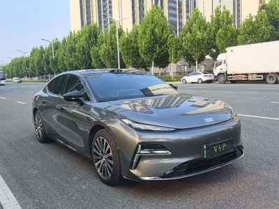 Geely Galaxy Star 8