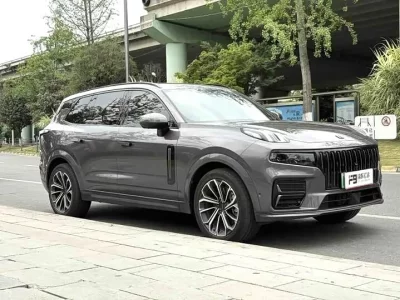 Lynk & Co 09 EM-P