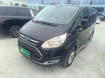Ford Toureo