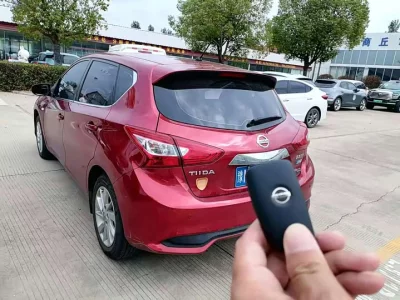 Nissan Tiida