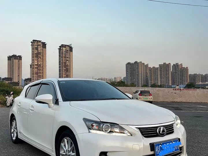 Lexus CT