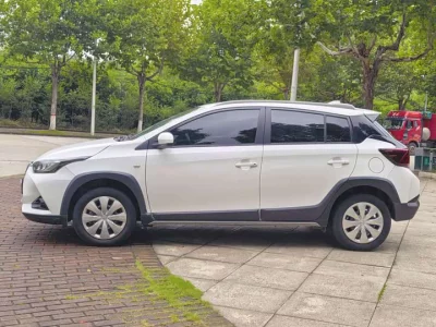 Toyota Yaris L