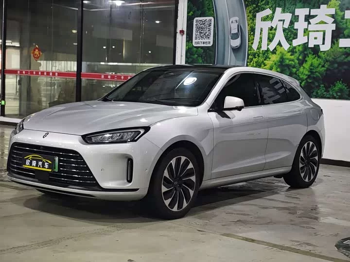 AITO M5