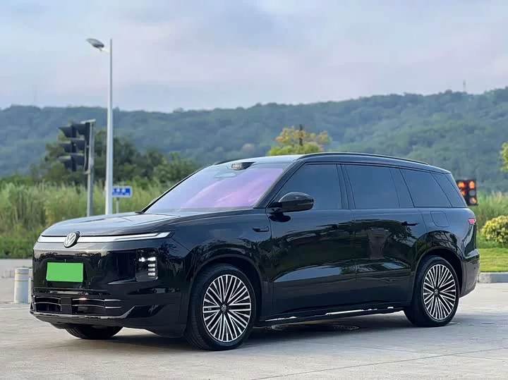 Volkswagen ID. ERA 9X