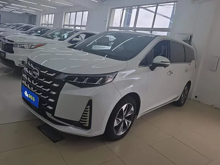 GAC Trumpchi M6