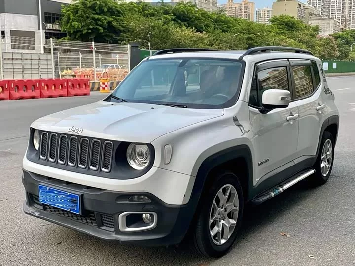 Jeep Freeman