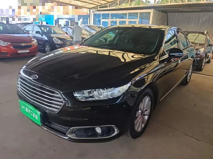 Ford Taurus