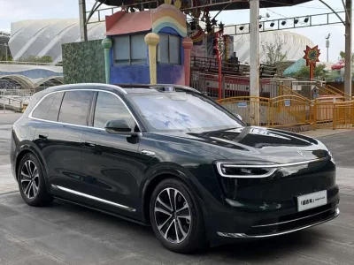 AITO M7