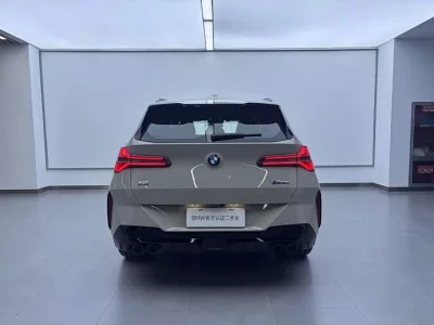 BMW X3 M50