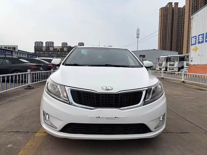 Kia K2