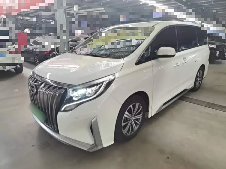 GAC Trumpchi M8