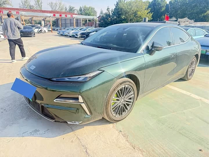 Geely Galaxy Star 8