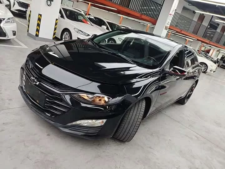 Chevrolet Malibu XL