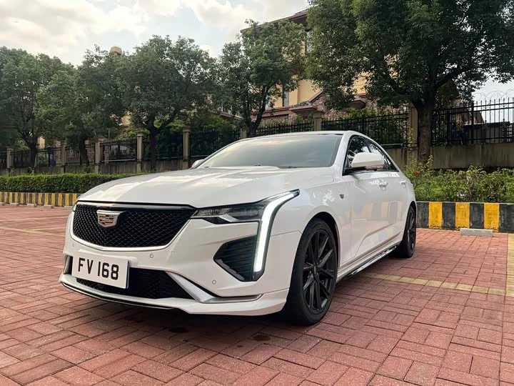 Cadillac CT4