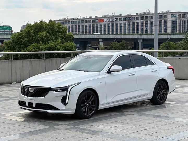 Cadillac CT4