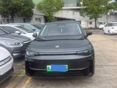 Leapmotor C16