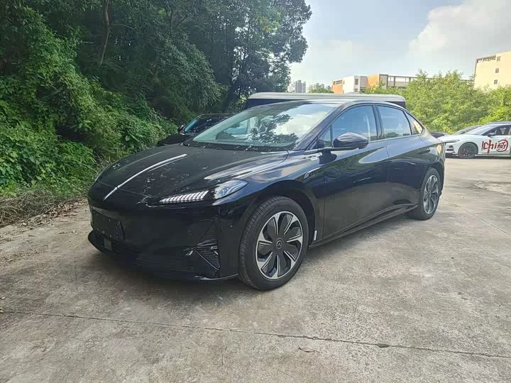 Hongqi Tiangong 05