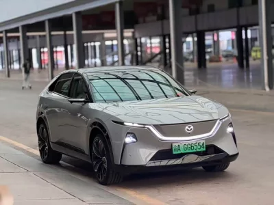 Mazda EZ-60
