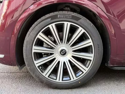 AITO M7