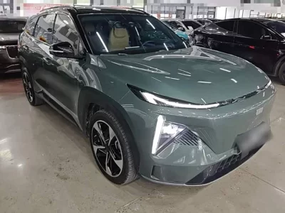 Geely Galaxy L7